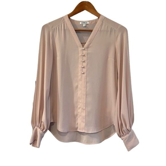 3 for $30! Express pink chiffon blouse - Picture 1 of 9